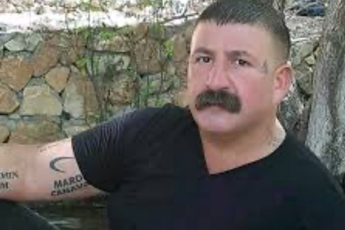Şirin Akçay Kimdir