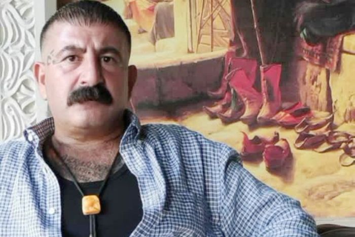 Şirin Akçay Kimdir
